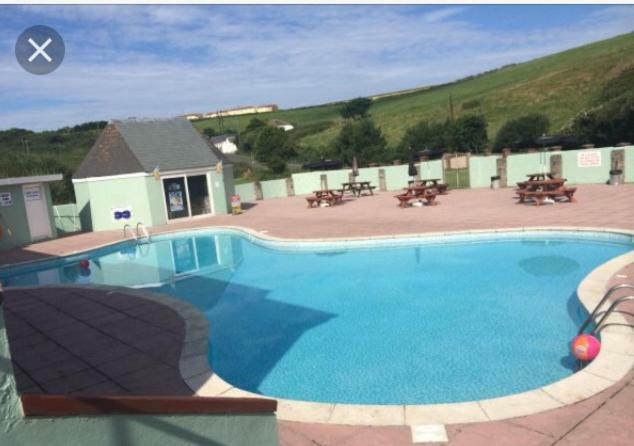Take Me To The Beach At J&S Caravan Holidays Newquay Bay Resort Saint Columb Minor Dış mekan fotoğraf